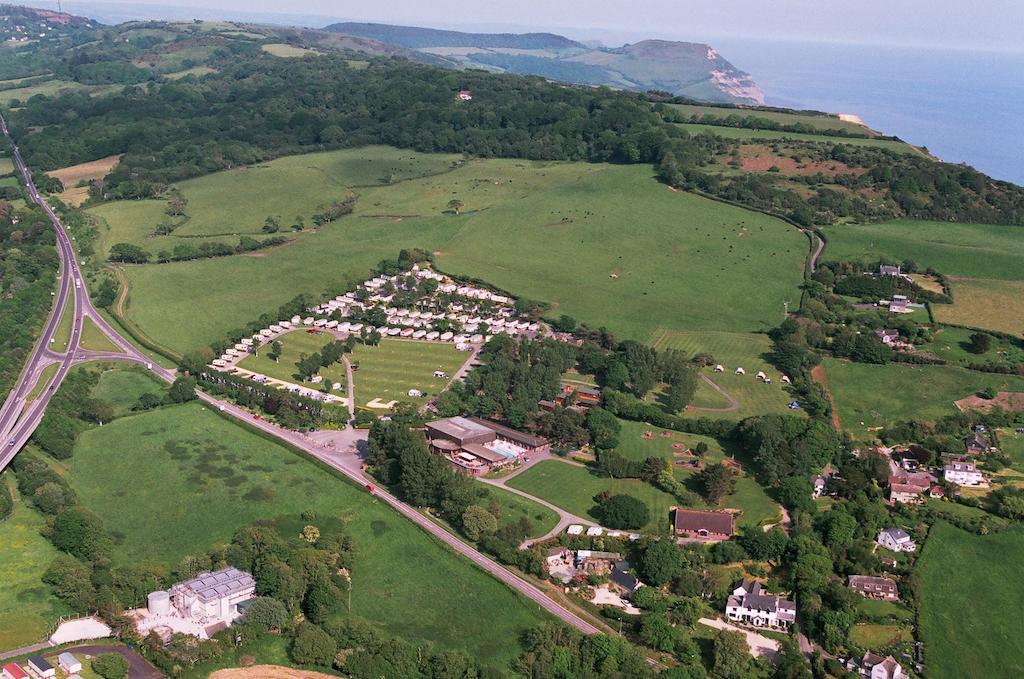 Newlands Holidays Bridport Exterior photo
